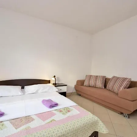 Casa vacanze Stunning In With Wifi Drage